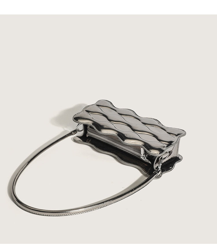 Luna Wave Shoulder Bag
